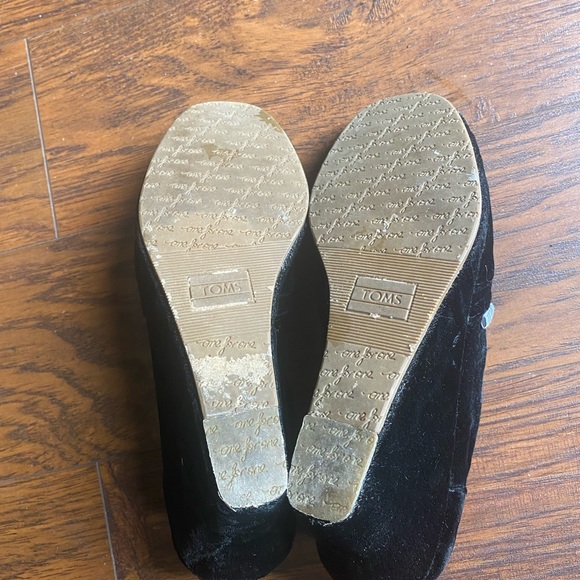 Toms - Picture 4 of 6